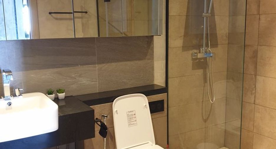 Wohnung zur Miete mit 2 Zimmer in Watthana, Bangkok