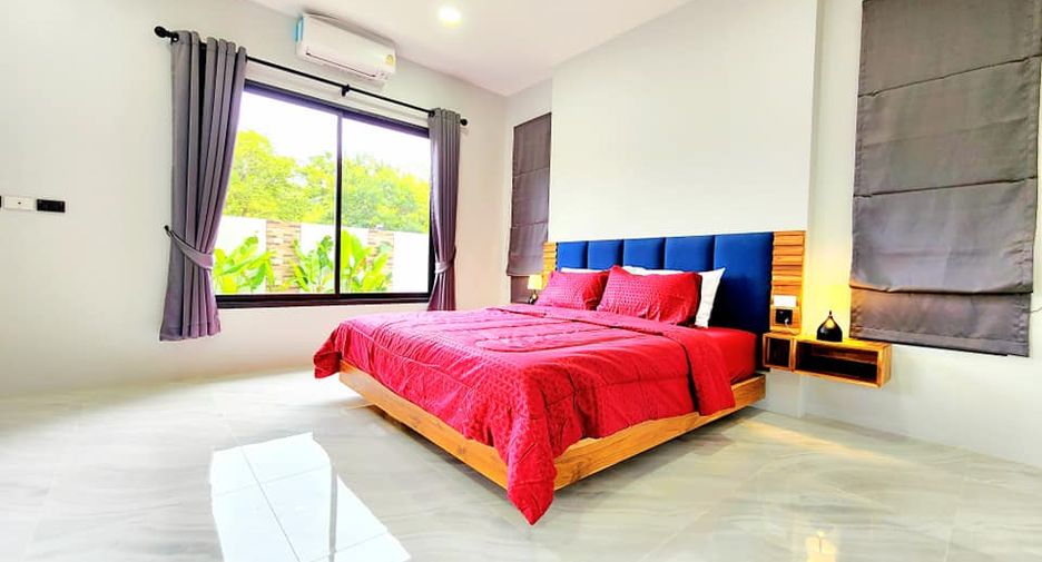For sale 4 bedrooms villa in Ko Samui, Surat Thani