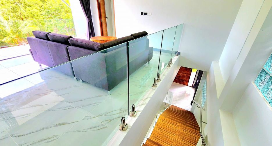 For sale 4 bedrooms villa in Ko Samui, Surat Thani