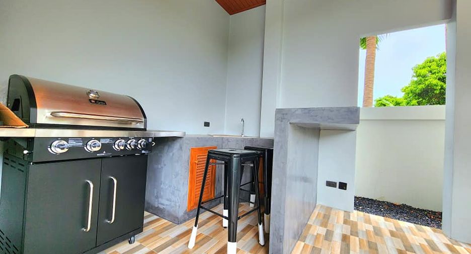 For sale 4 bedrooms villa in Ko Samui, Surat Thani
