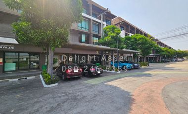 For sale retail Space in Prawet, Bangkok