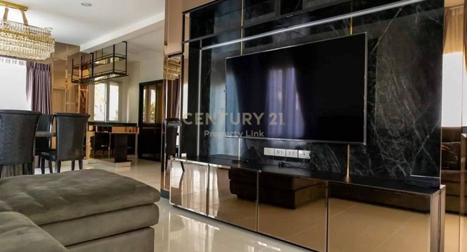 For rent 3 Beds house in Suan Luang, Bangkok