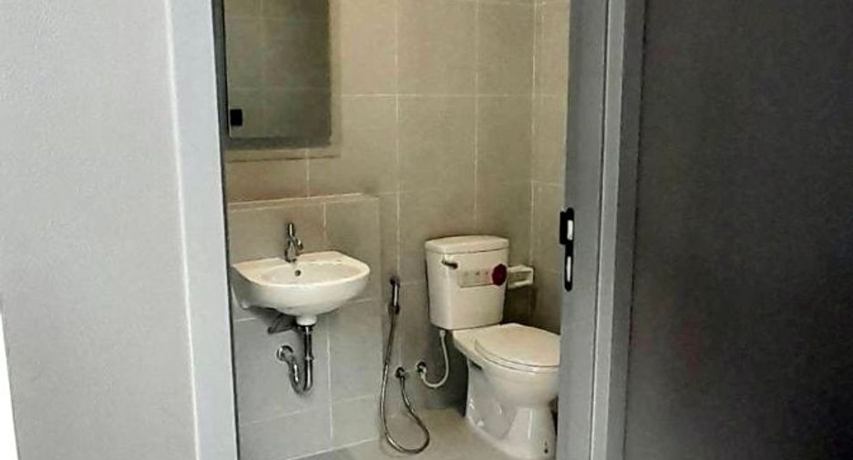 For rent and for sale 4 bedrooms house in Suan Luang, Bangkok