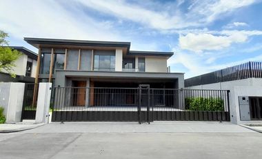 出租 和 出售 4 卧室 独立屋 在 Suan Luang, 曼谷