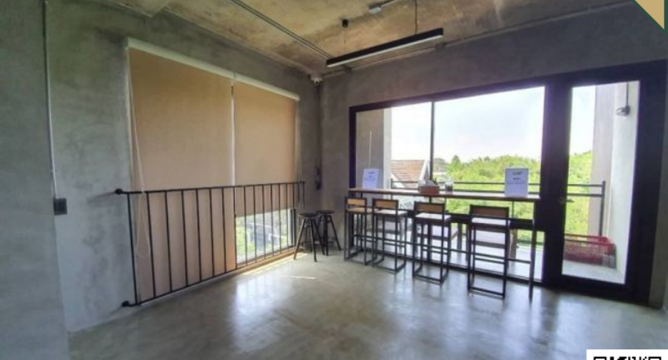 For rent and for sale 4 bedrooms retail Space in Chatuchak, Bangkok