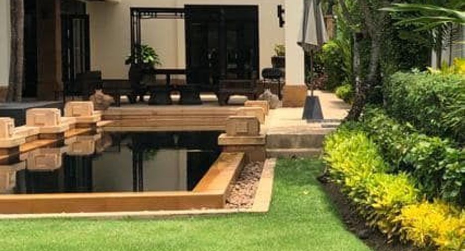 For rent 5 bedrooms villa in Thalang, Phuket