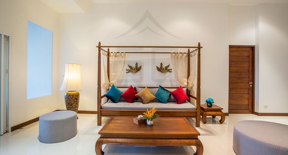 For rent 4 bedrooms villa in Mueang Phuket, Phuket