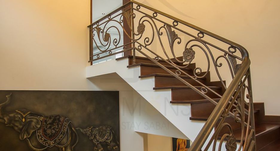 For rent 4 bedrooms villa in Mueang Phuket, Phuket