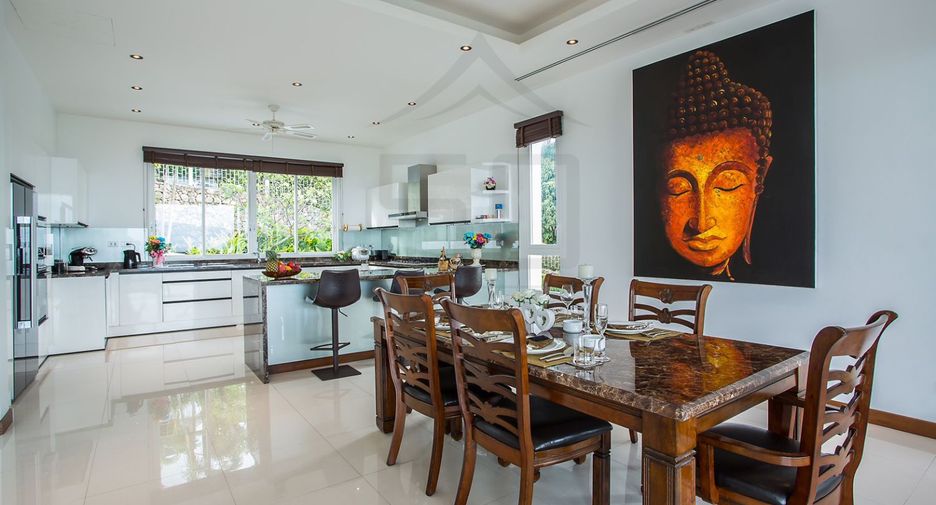For rent 4 bedrooms villa in Mueang Phuket, Phuket