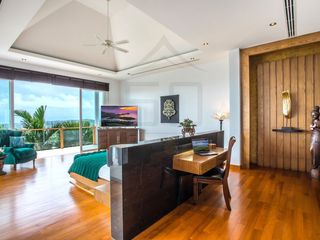 For rent 4 bedrooms villa in Mueang Phuket, Phuket
