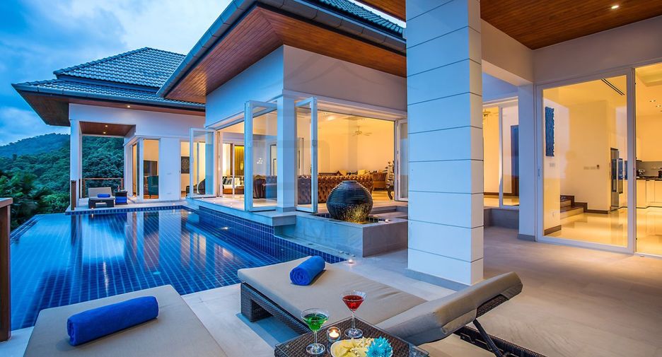 For rent 4 bedrooms villa in Mueang Phuket, Phuket