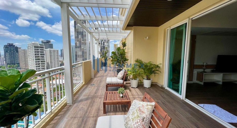 For rent そして for sale 4 Beds condo in Khlong Toei, Bangkok
