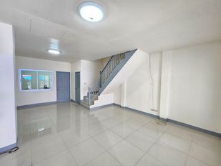 For sale 2 Beds townhouse in Sam Phran, Nakhon Pathom