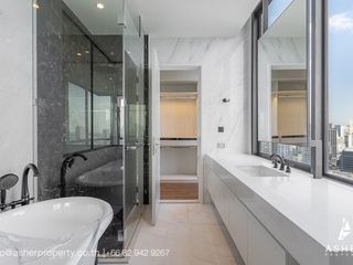 For sale 3 bedrooms condo in Pathum Wan, Bangkok