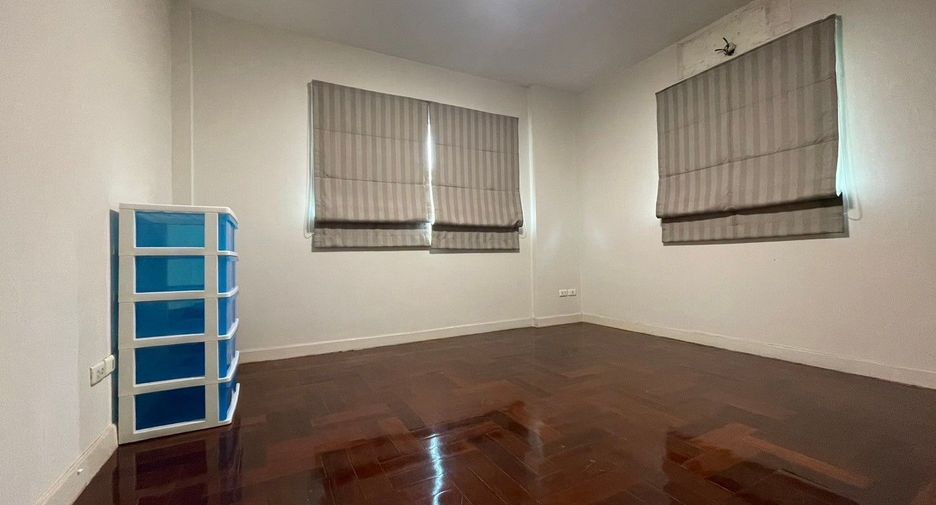 For sale 3 bedrooms house in Bang Kruai, Nonthaburi