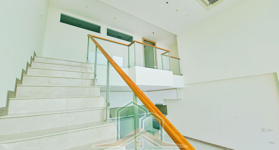 À vendre 2 chambres condo à Bang Lamung, Chonburi