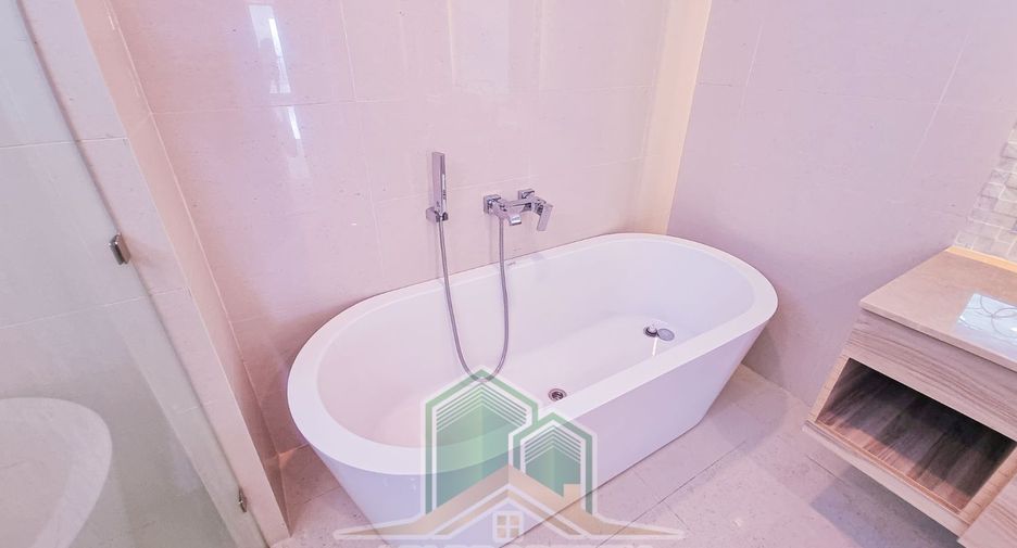 À vendre 2 chambres condo à Bang Lamung, Chonburi