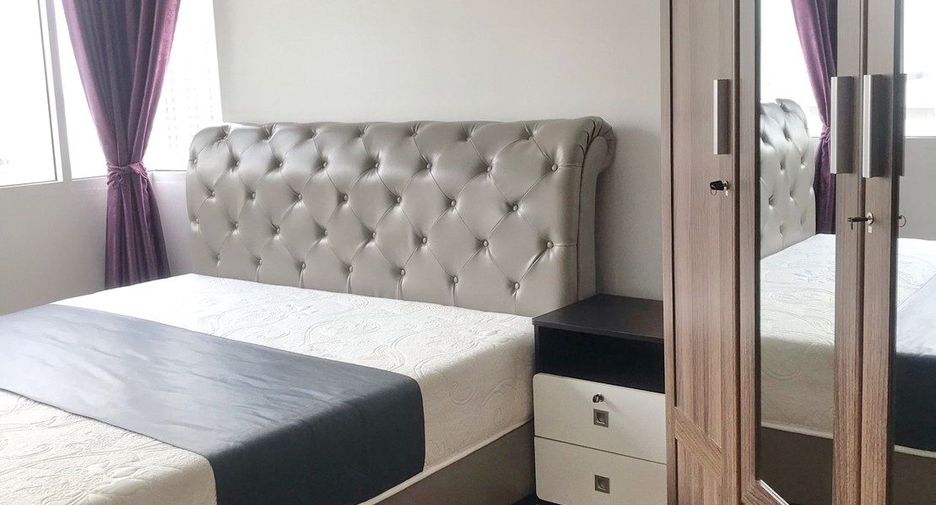 For sale 2 ベッドルーム condo in Huai Khwang, Bangkok