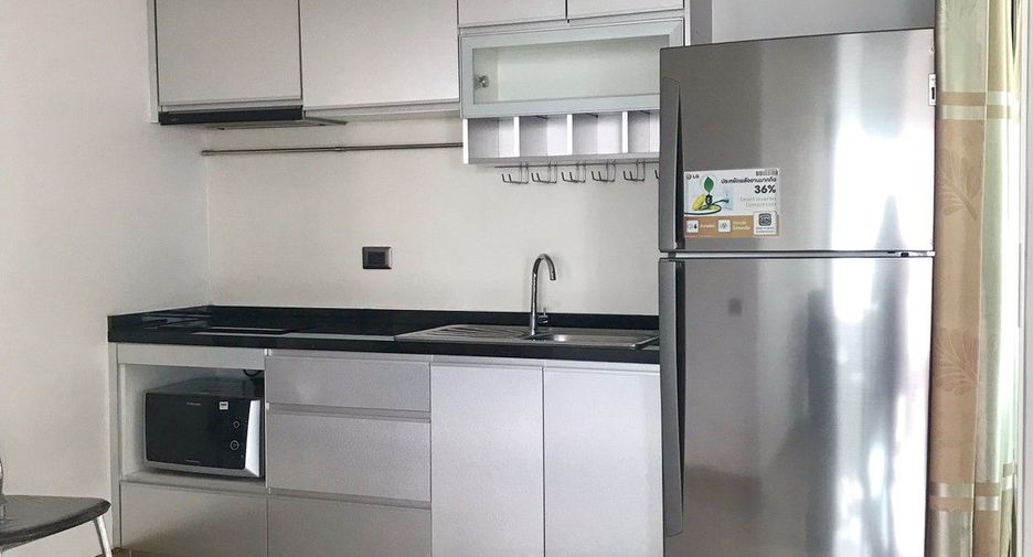 For sale 2 ベッドルーム condo in Huai Khwang, Bangkok