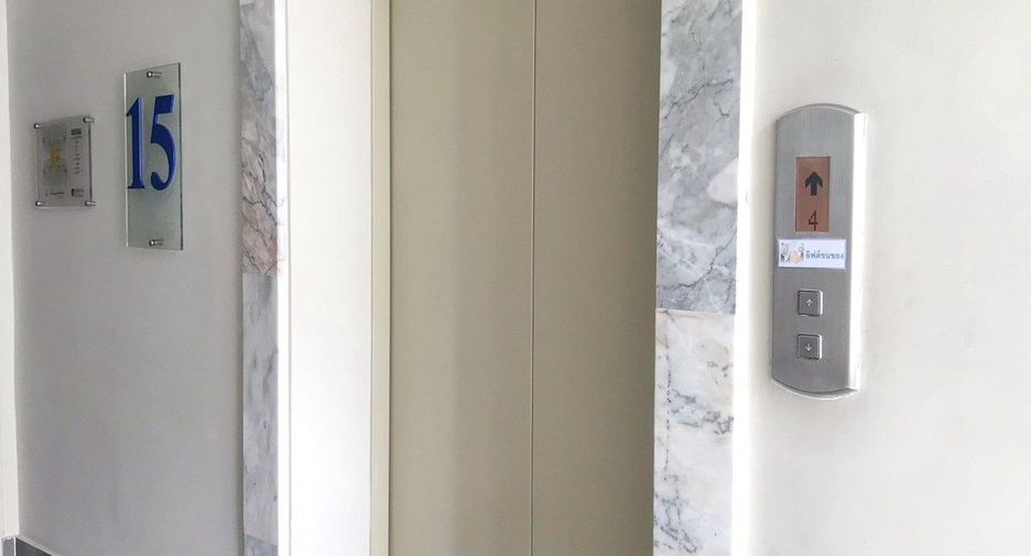 For sale 2 ベッドルーム condo in Huai Khwang, Bangkok