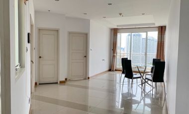 Condo en venta de 2 habitaciones en Huai Khwang, Bangkok