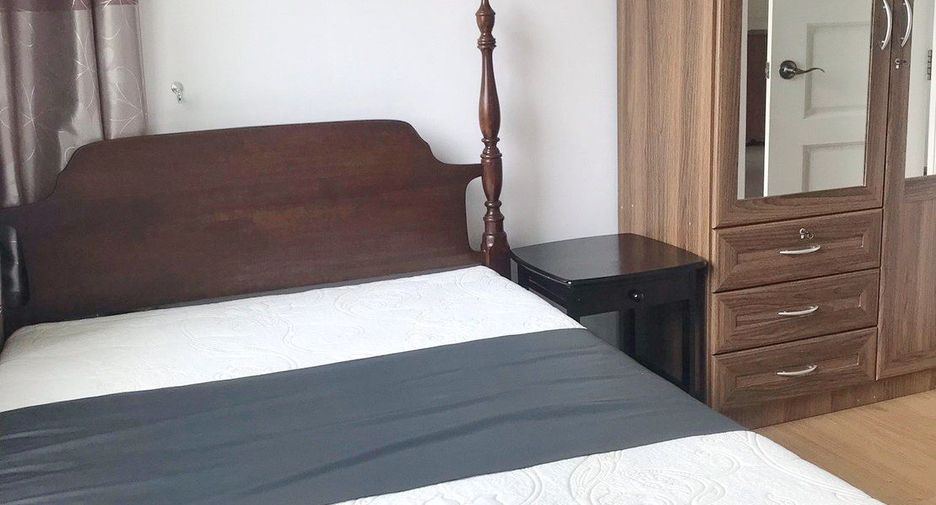 For sale 2 ベッドルーム condo in Huai Khwang, Bangkok