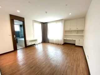 ให้เช่า 3 ห้องนอน คอนโด ใน คลองเตย, กรุงเทพฯ