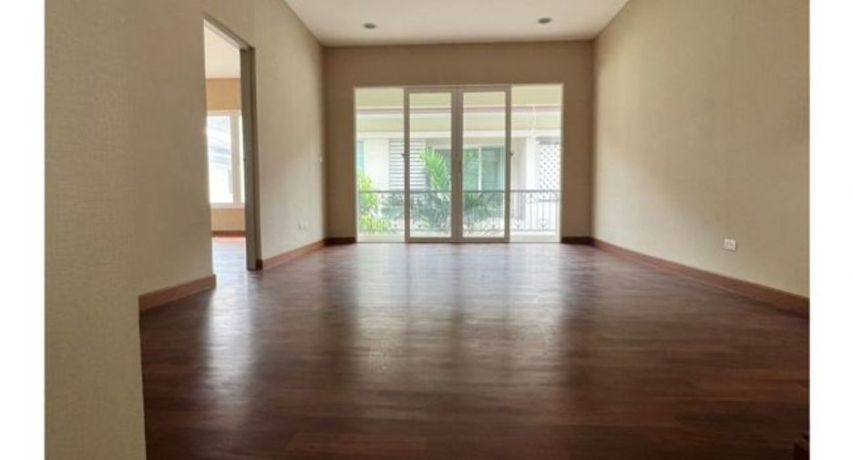 For sale 4 Beds house in Chom Thong, Bangkok