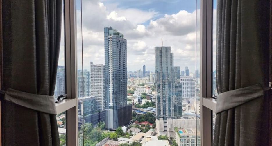 Wohnung zur Miete mit 3 Zimmer in Khlong Toei, Bangkok