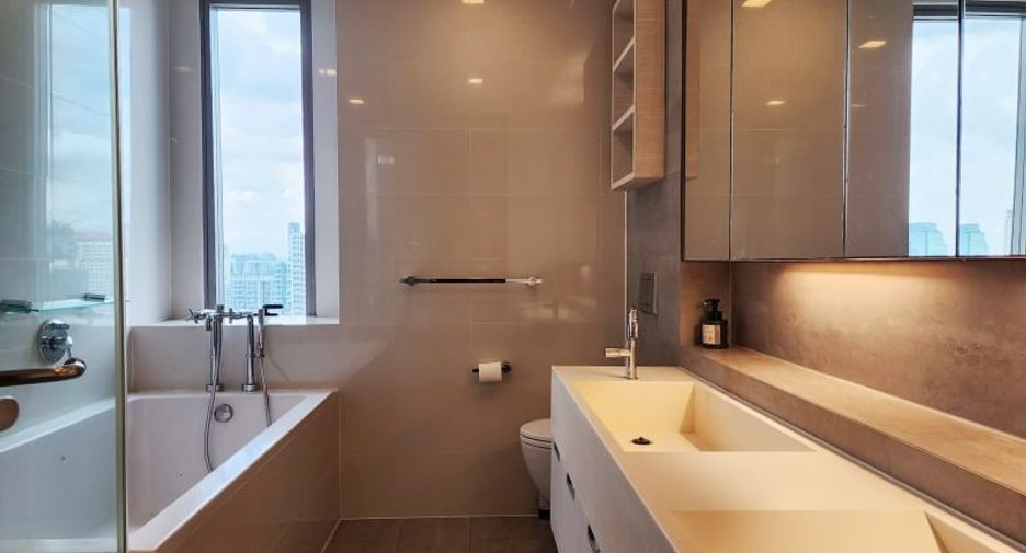 Wohnung zur Miete mit 3 Zimmer in Khlong Toei, Bangkok