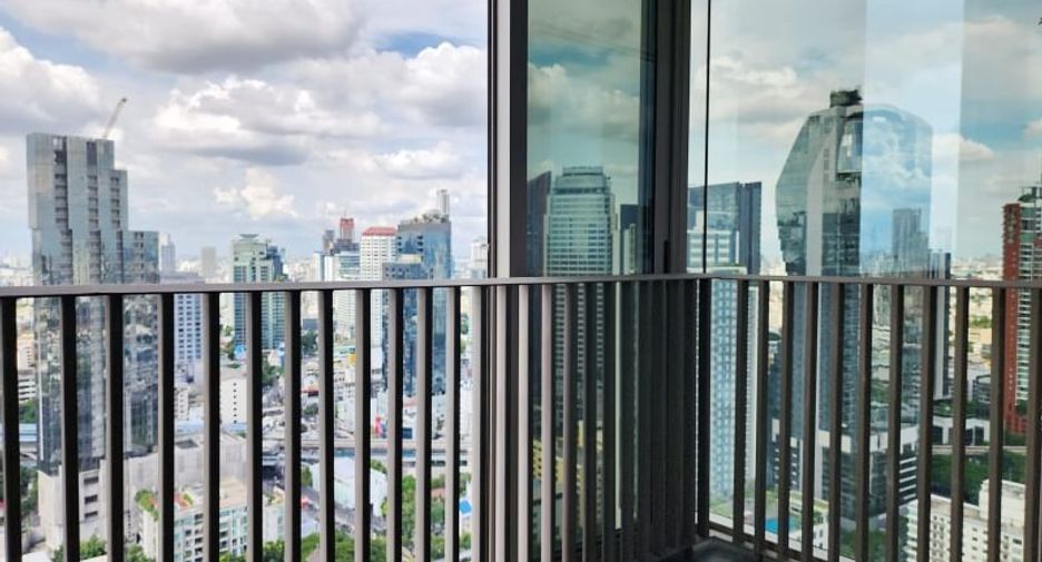 Wohnung zur Miete mit 3 Zimmer in Khlong Toei, Bangkok