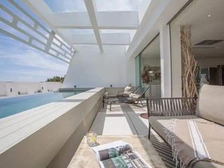 For rent and for sale 3 bed townhouse in Ko Samui, Surat Thani