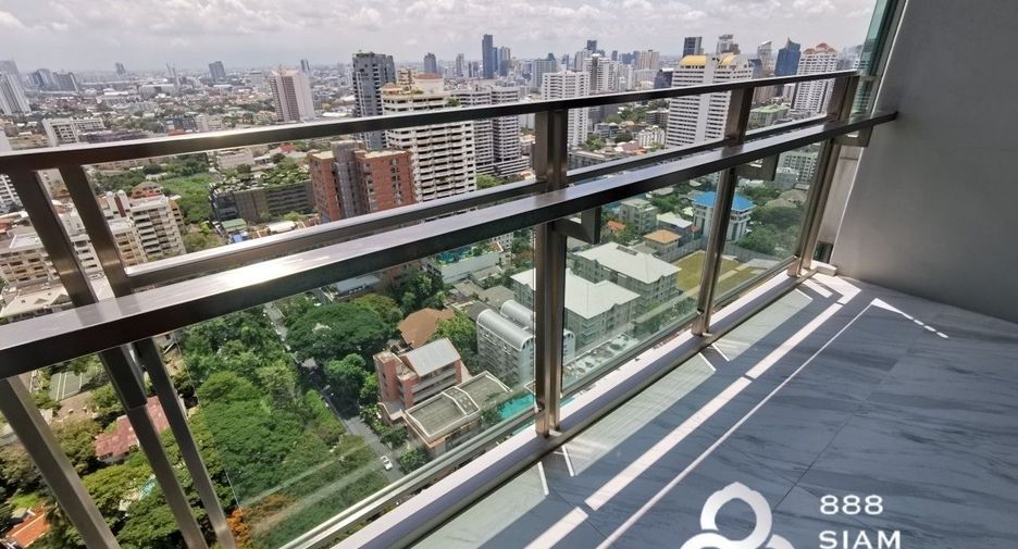 Condo en venta de 2 habitaciones en Khlong Toei, Bangkok