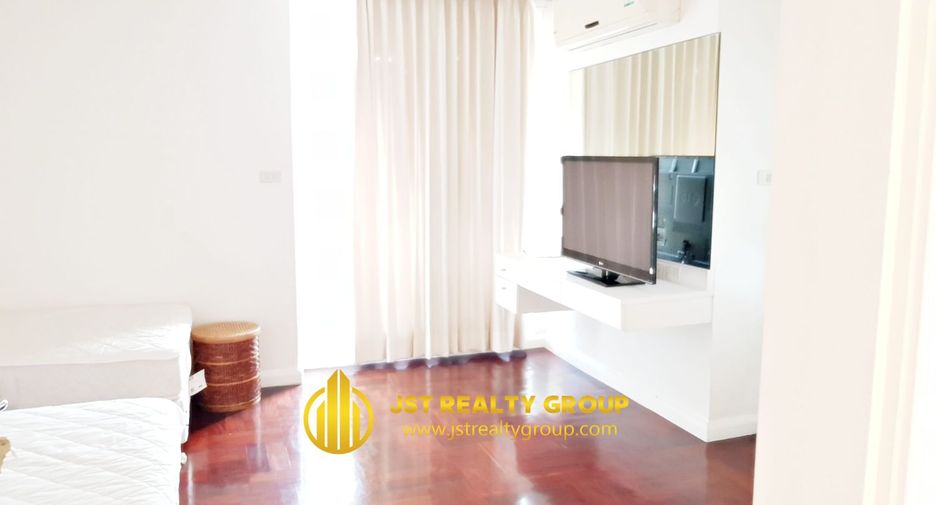 Condo en alquiler de 3 habitaciones en Watthana, Bangkok