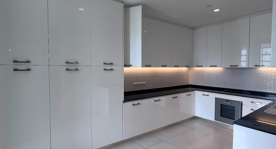 Wohnung zur Miete mit 4 Zimmer in Pathum Wan, Bangkok
