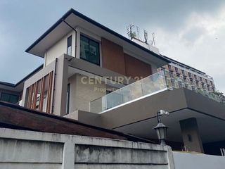 出租 8 卧室 独立屋 在 Din Daeng, 曼谷