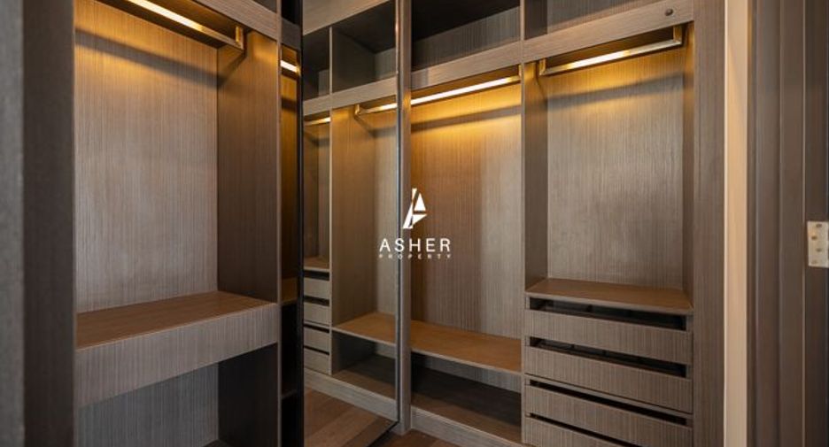 Продажа 2 спальни кондо в Кхлонг Тоеи, Бангкок