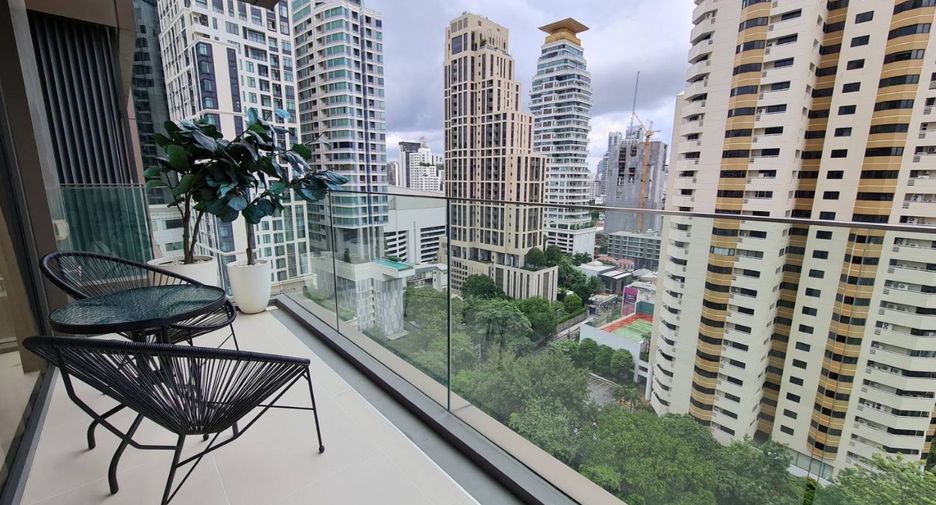 For rent 2 bedrooms condo in Khlong Toei, Bangkok