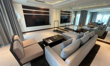 For rent 3 bedrooms condo in Pathum Wan, Bangkok