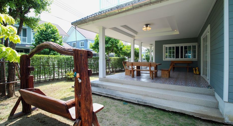 Haus zum Kauf mit 3 Zimmer in Khlong Sam Wa, Bangkok