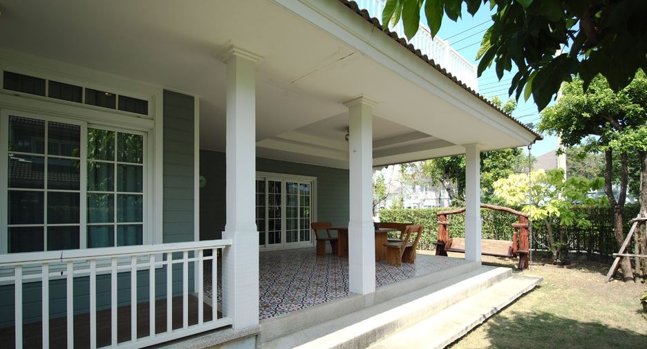 Haus zum Kauf mit 3 Zimmer in Khlong Sam Wa, Bangkok