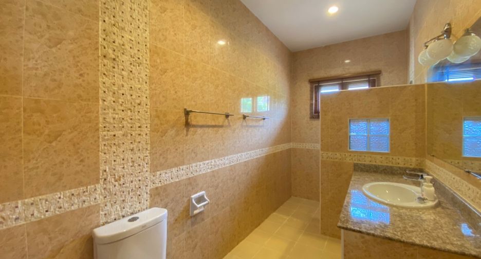 Villa en venta de 3 habitaciones en San Sai, Chiang Mai