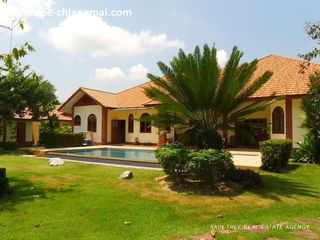 À vendre 3 chambres villa à San Sai, Chiang Mai
