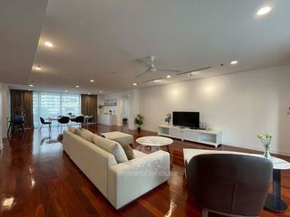 For rent 4 bed apartment in Watthana, Bangkok