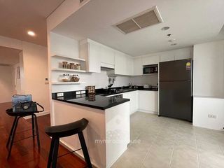 For rent 4 bed apartment in Watthana, Bangkok