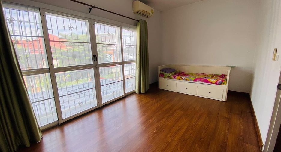 For rent and for sale 3 bed townhouse in Mueang Samut Prakan, Samut Prakan