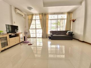 For rent and for sale 3 bed townhouse in Mueang Samut Prakan, Samut Prakan