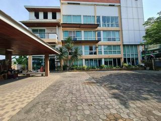 For sale 5 Beds retail Space in Bang Bon, Bangkok
