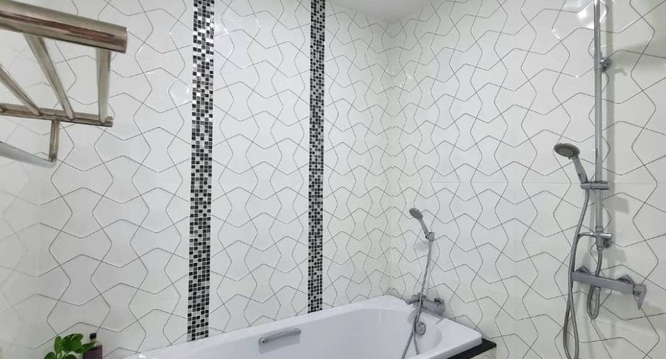 Haus zum Kauf mit 4 Zimmer in Hang Dong, Chiang Mai