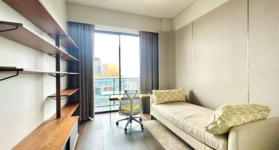 For rent and for sale 3 bedrooms condo in Watthana, Bangkok